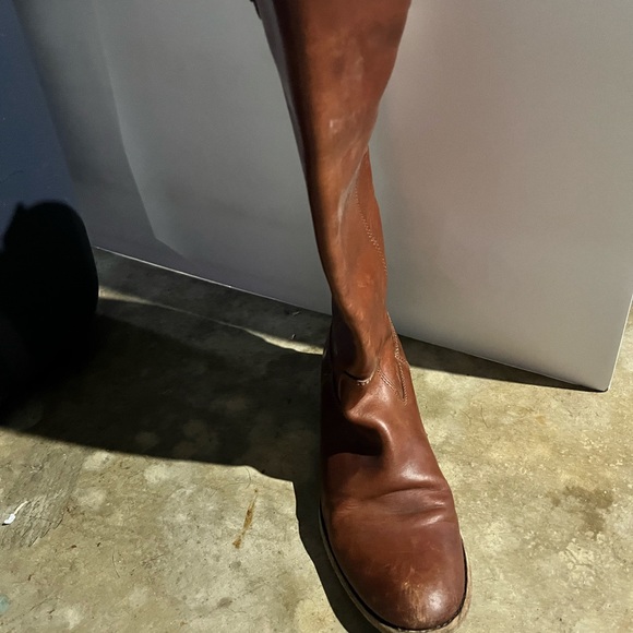 Frye Melissa Button Lug Tall - Cognac size 6.5 - Picture 2 of 8